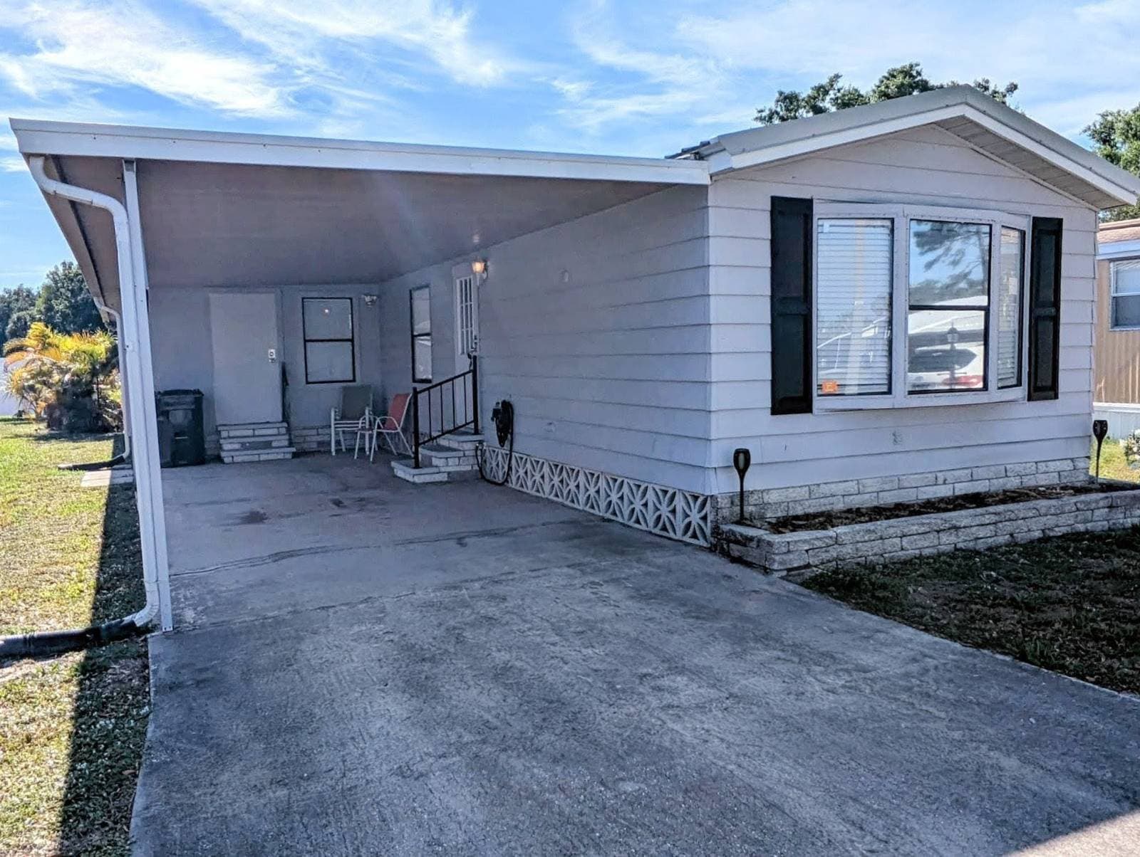 Manufactured home in Ruskin, FL 33570
