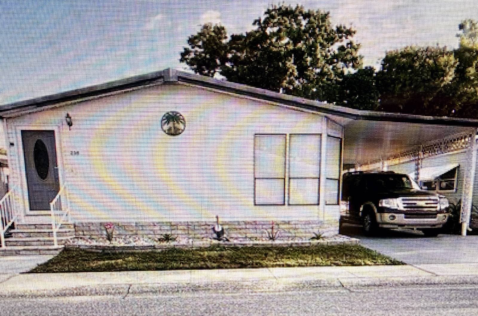 Manufactured home in Largo, FL 33771