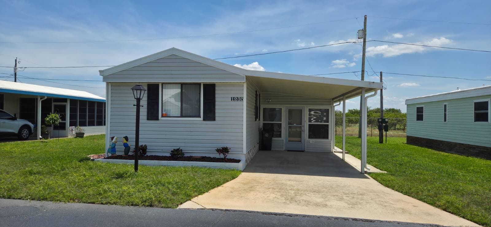 Manufactured home in Avon Park, FL 33825