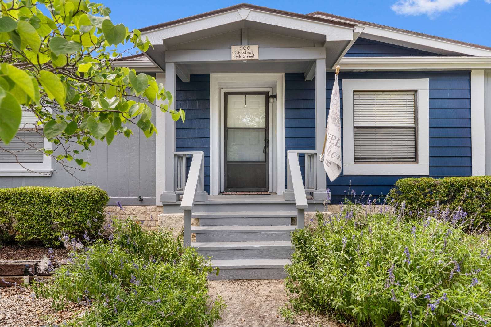 Manufactured home in Ingram, TX 78025