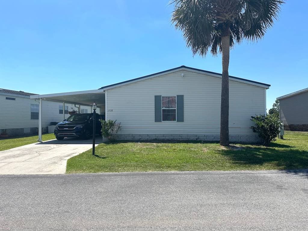 Manufactured home in Mulberry, FL 33860