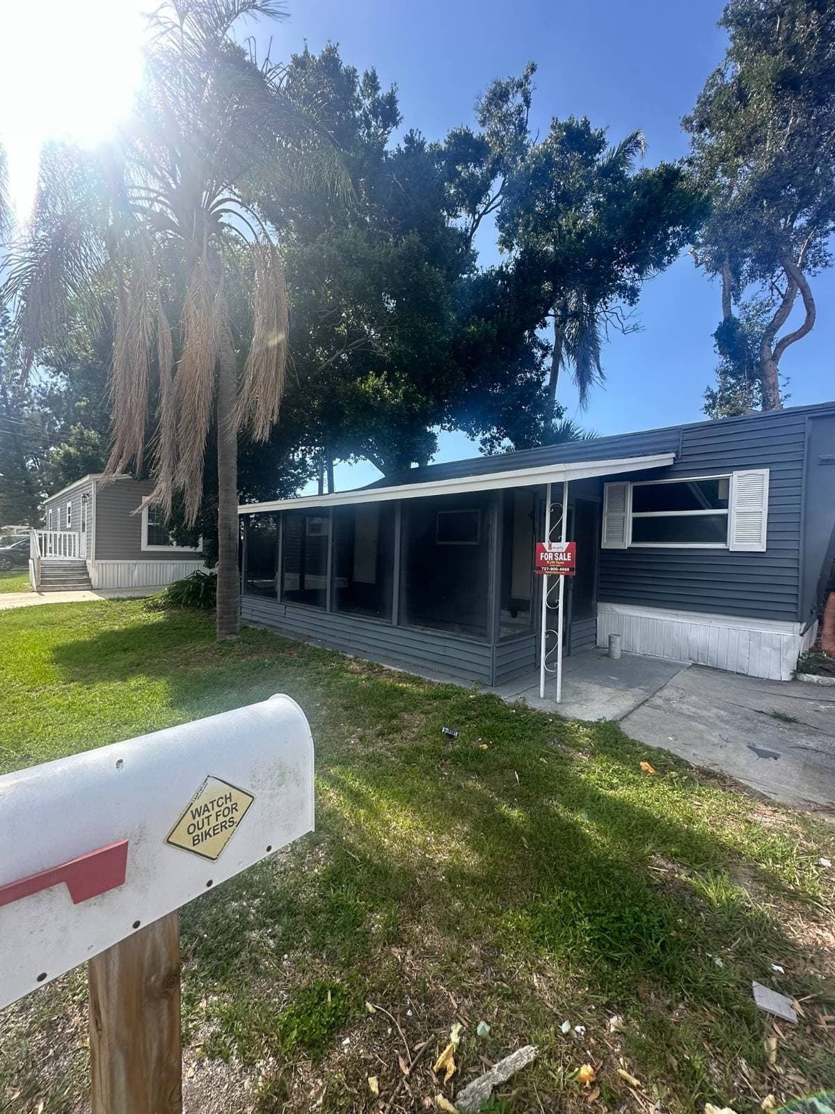 Manufactured home in Largo, FL 33778