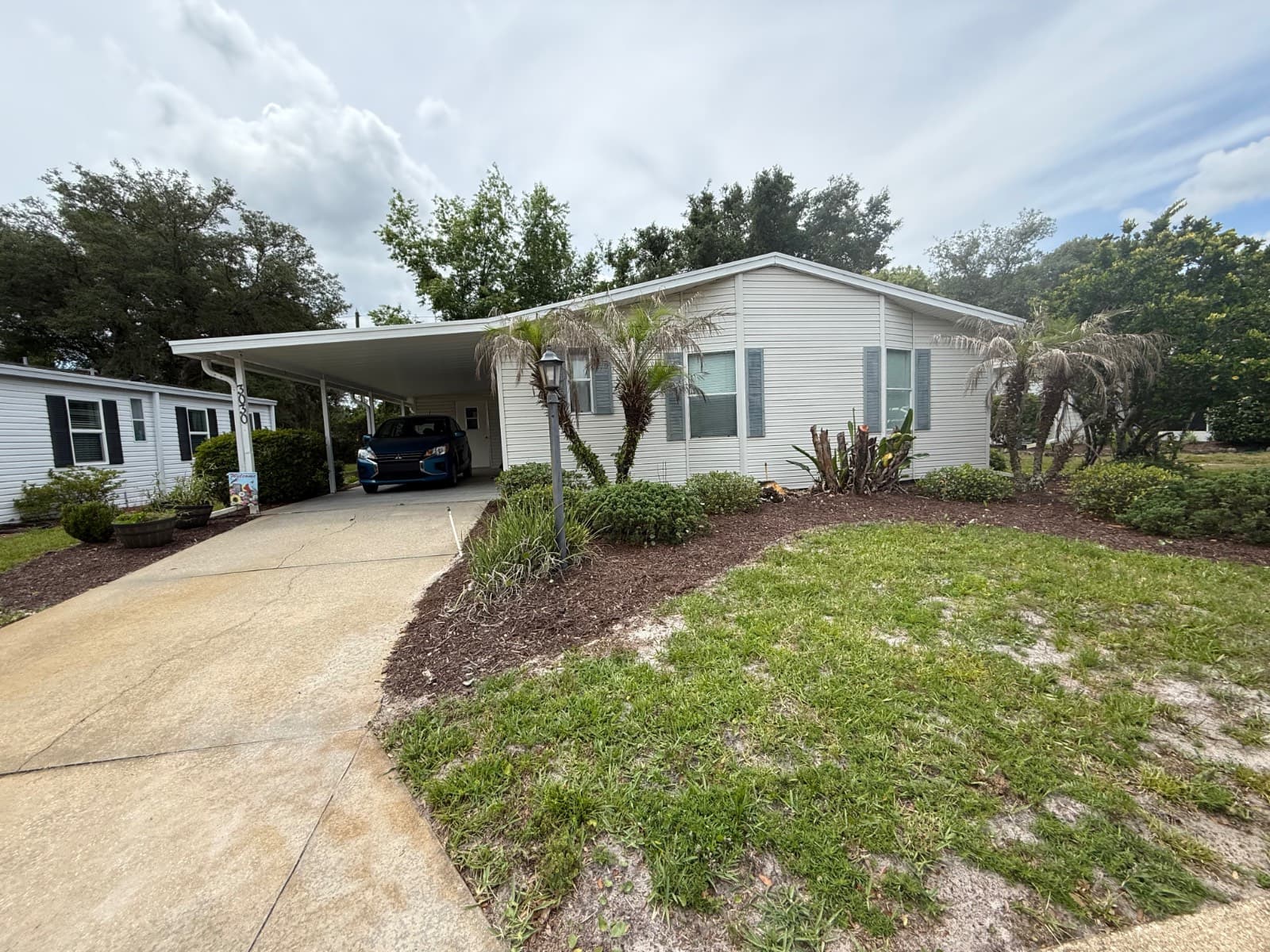 Manufactured home in Deland, FL 32724