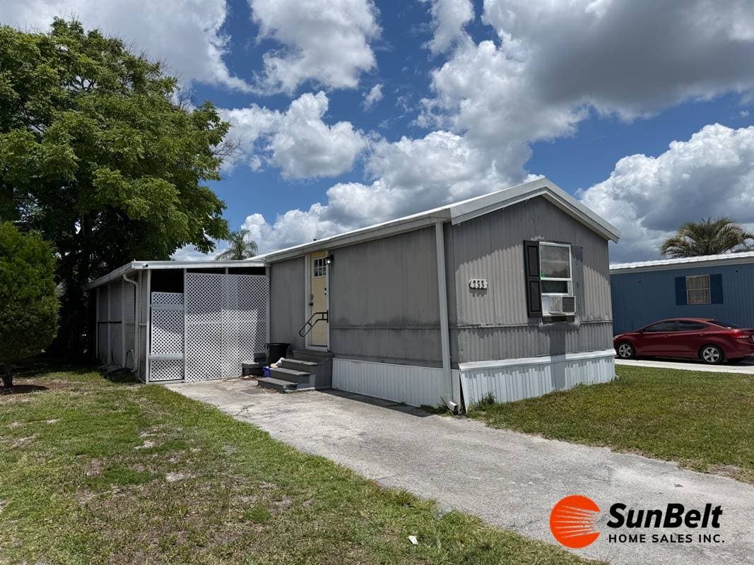 Manufactured home in Sanford, FL 32773