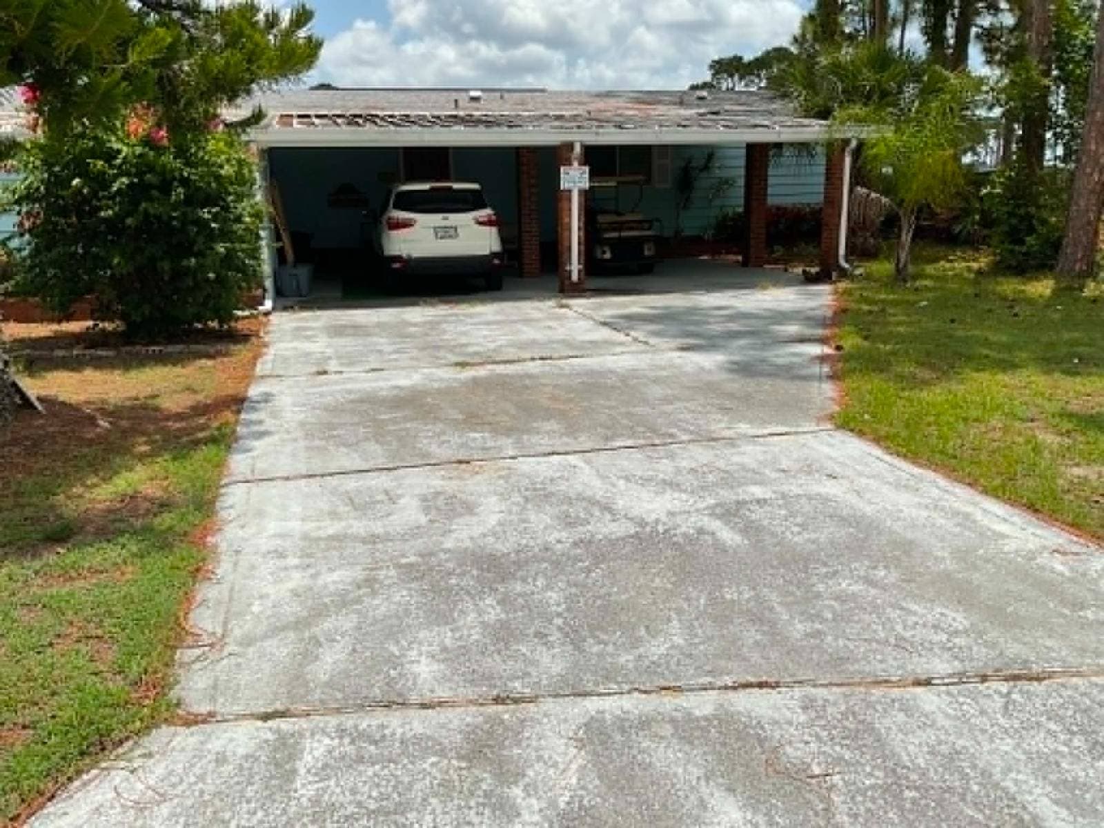 Manufactured home in NORTH FORT MYERS, FL 33903
