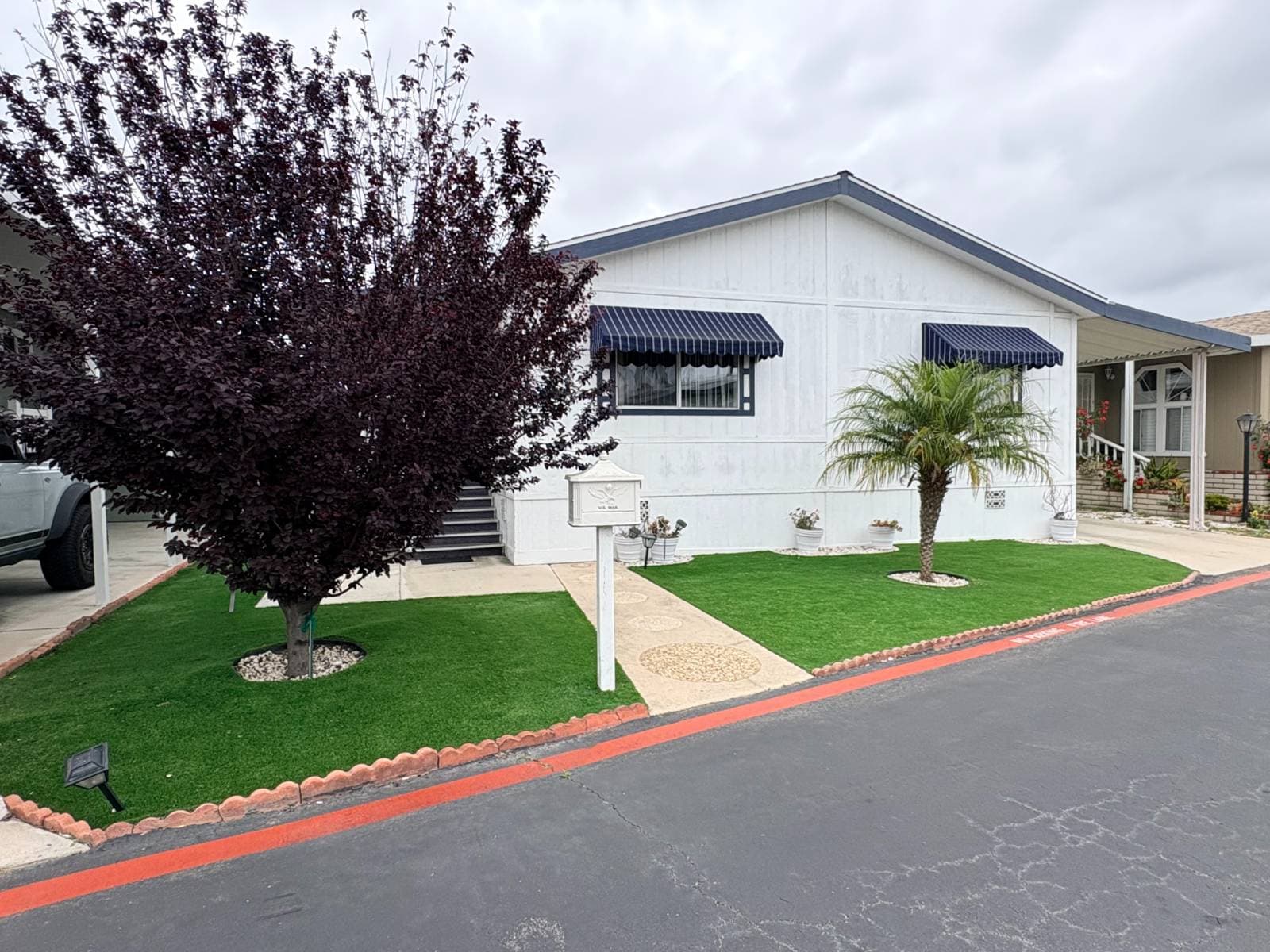 Manufactured home in Huntington Beach, CA 92646