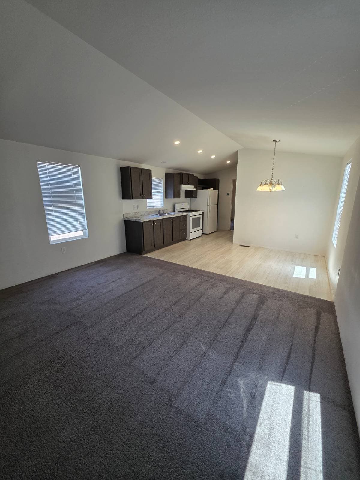 Manufactured home in Tucson, AZ 85705