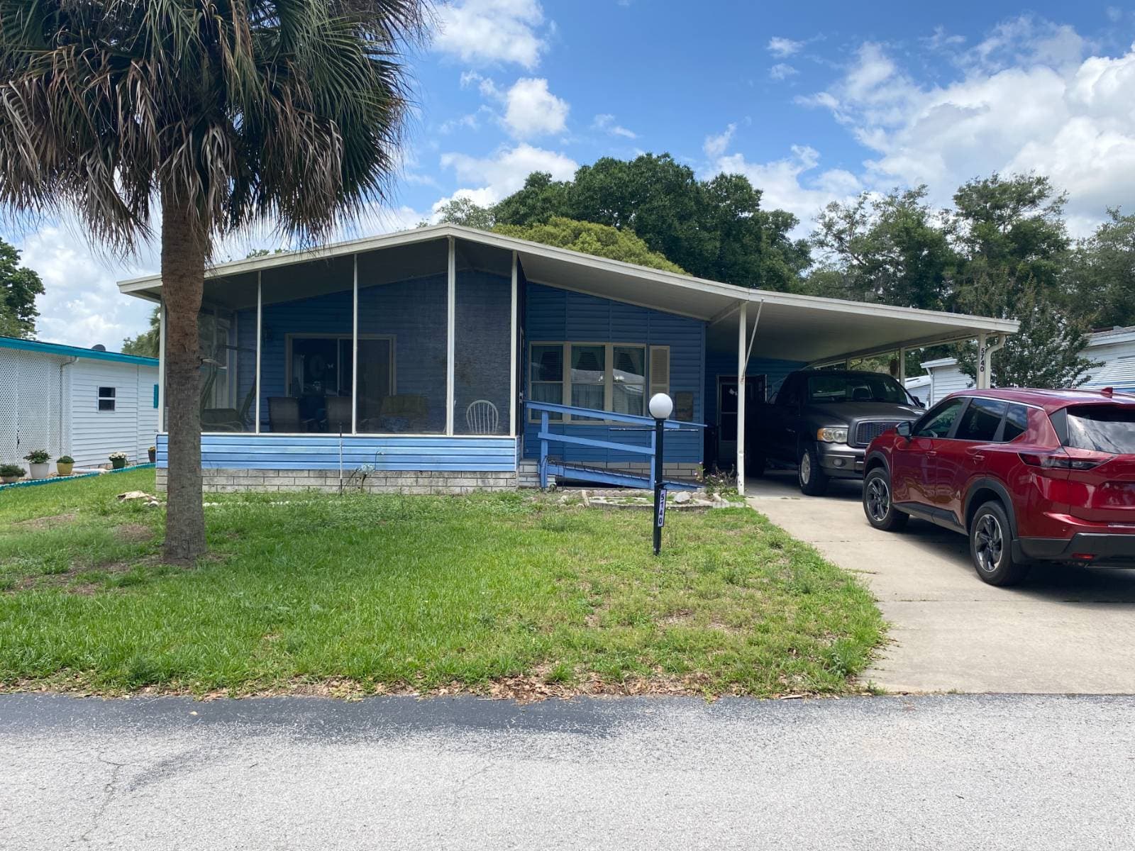 Manufactured home in Ocala, FL 34474