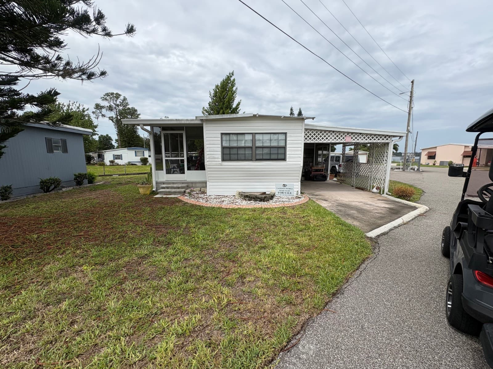 Manufactured home in Lake Placid, FL 33852