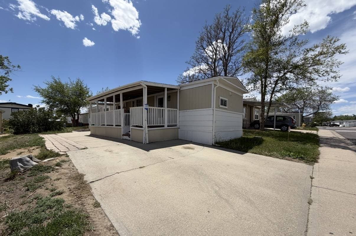 Manufactured home in Thornton, CO 80260