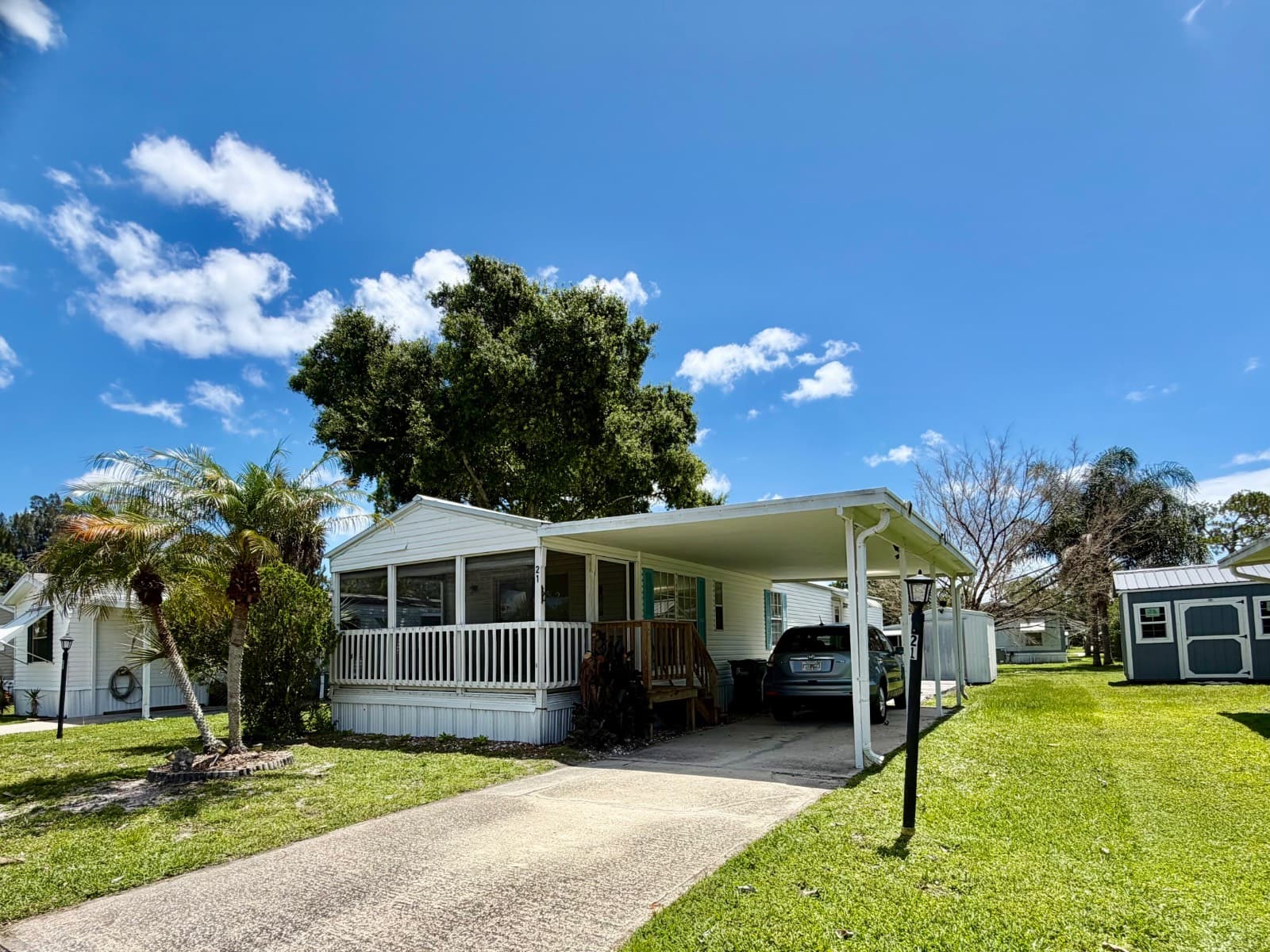 Manufactured home in Melbourne, FL 32934