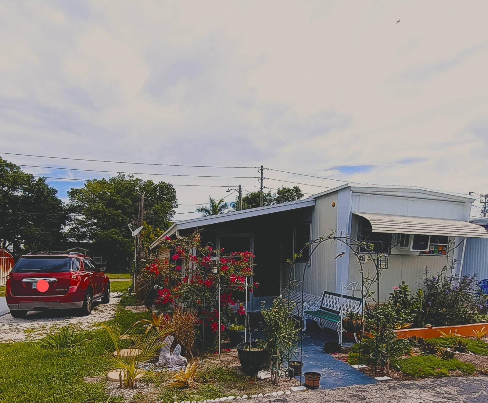 Manufactured home in St Petersburg, FL 33703