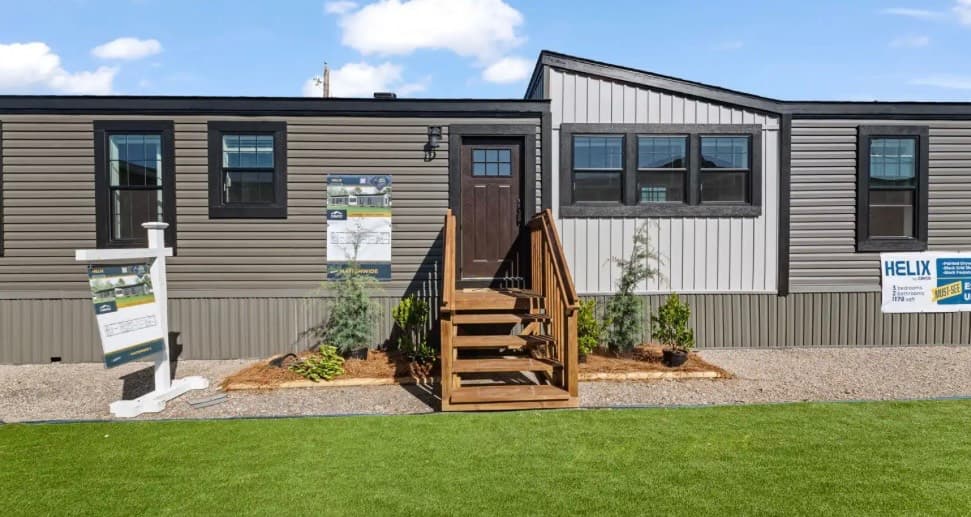 Manufactured home in Dillon, SC 29536