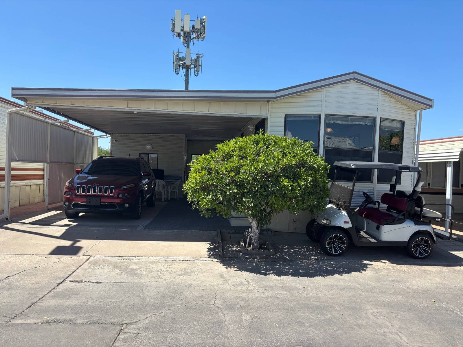 Manufactured home in Mesa, AZ 85205