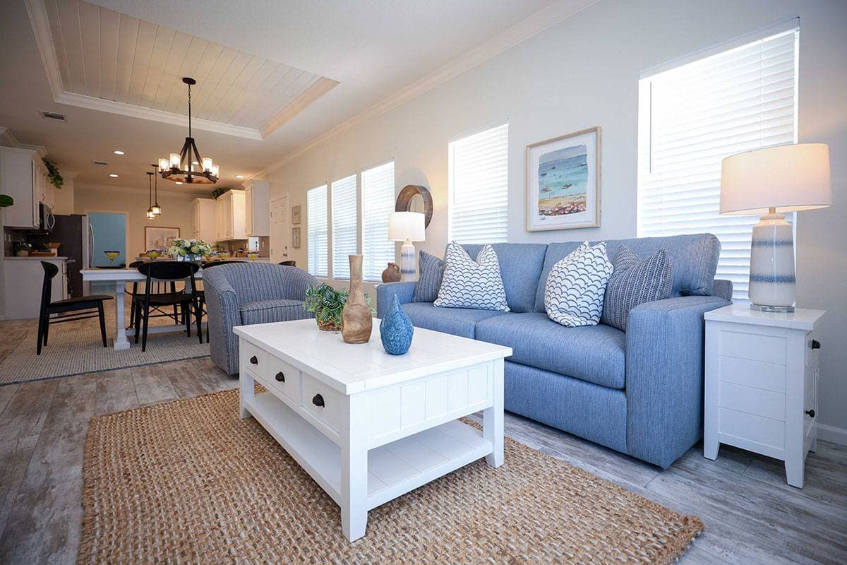Manufactured home in Davie, FL 33325
