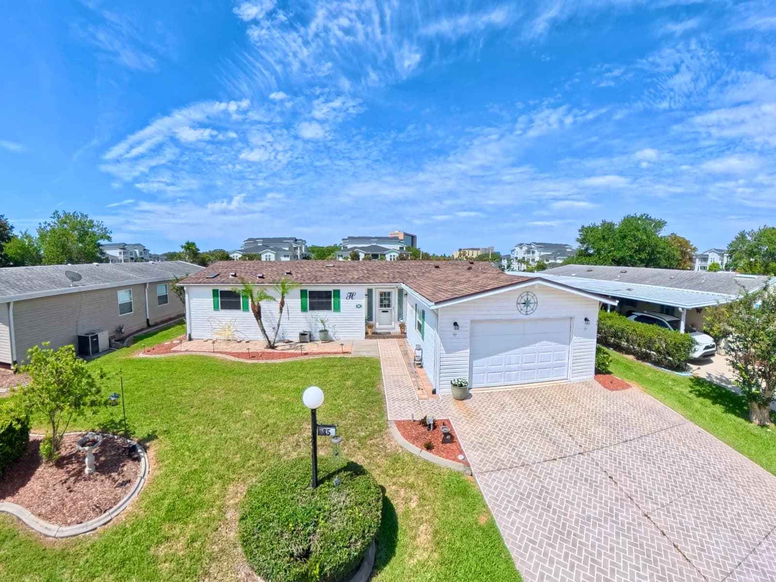 Manufactured home in Ormond Beach, FL 32174