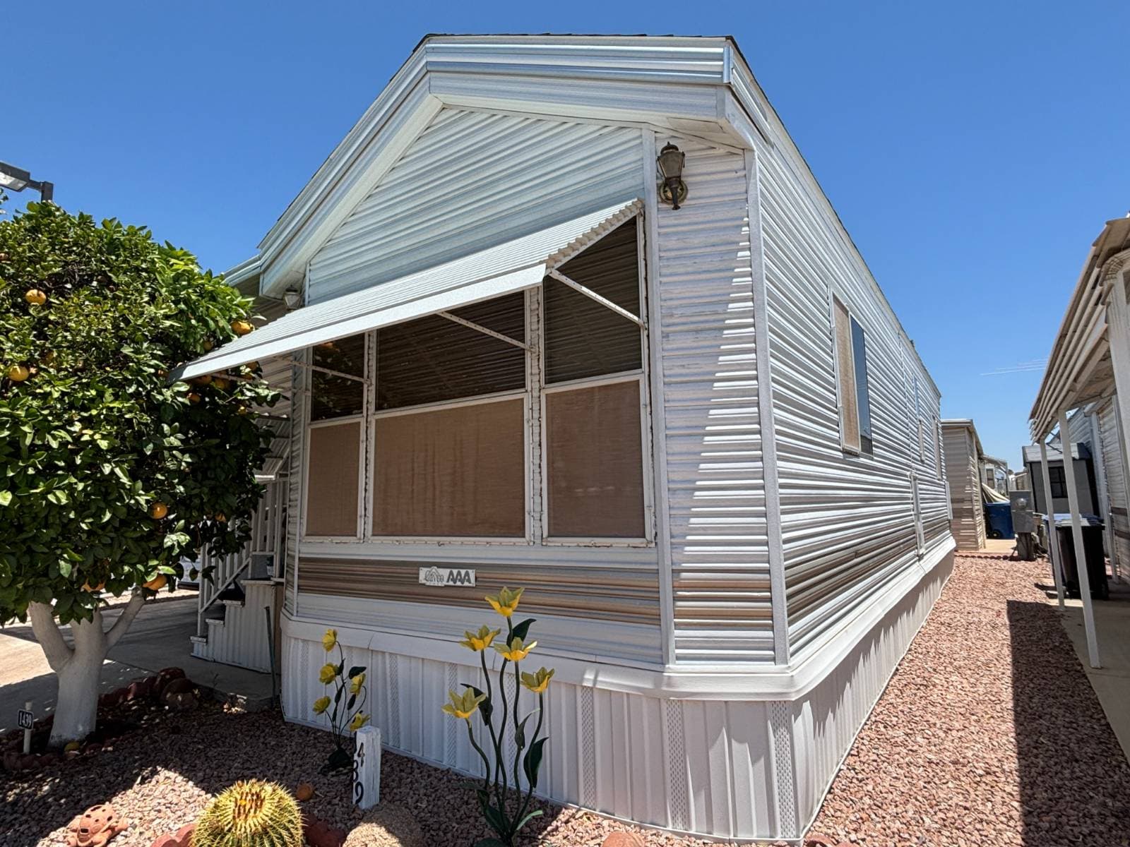 Manufactured home in Mesa, AZ 85205