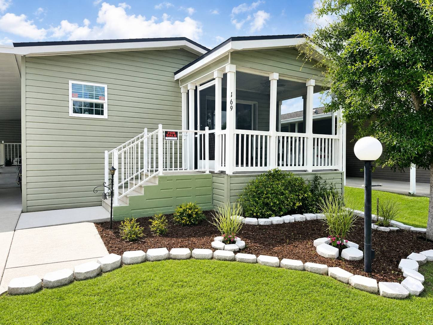 Manufactured home in Saint Cloud, FL 34769
