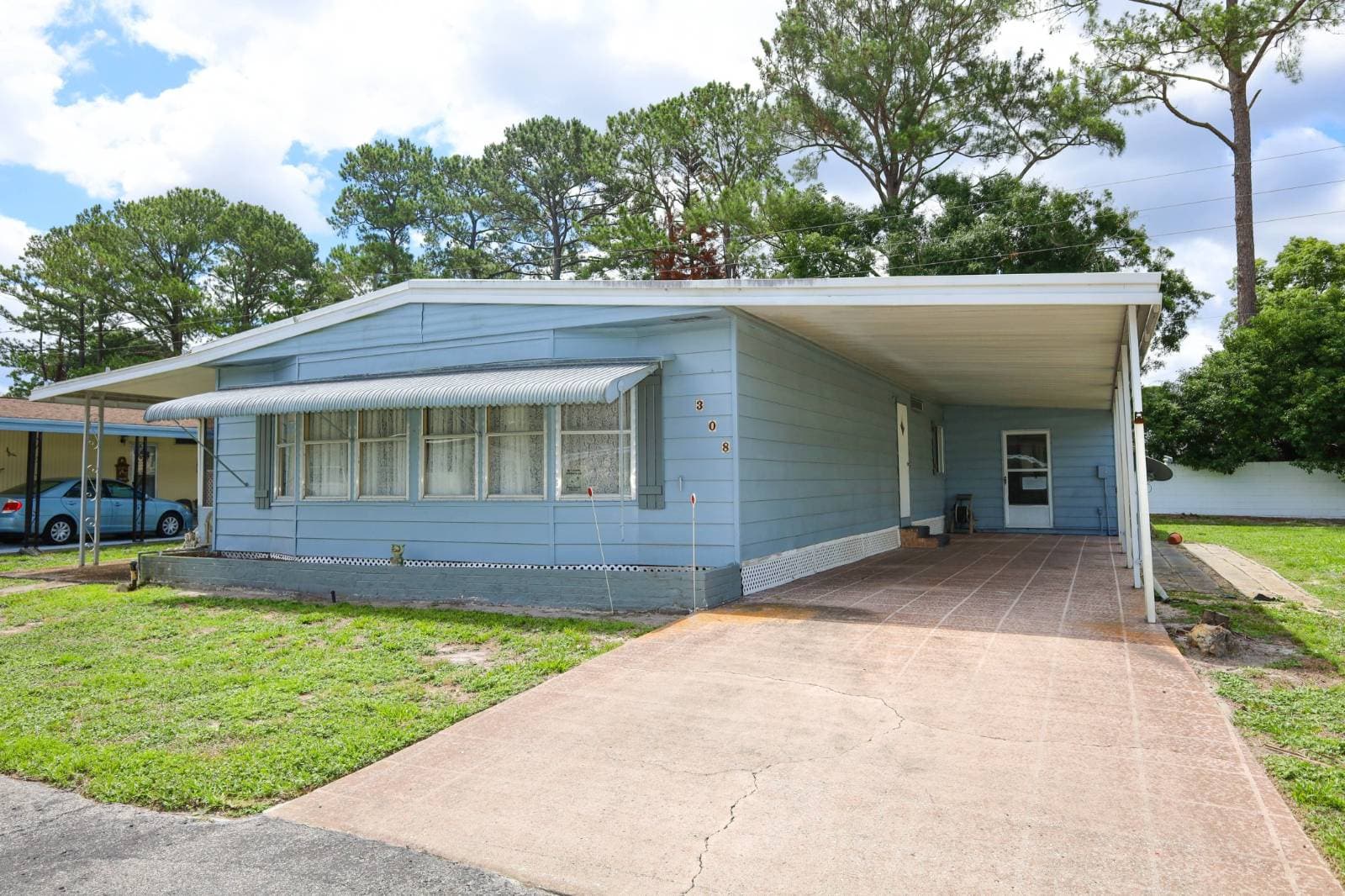 Manufactured home in Winter Springs, FL 32708