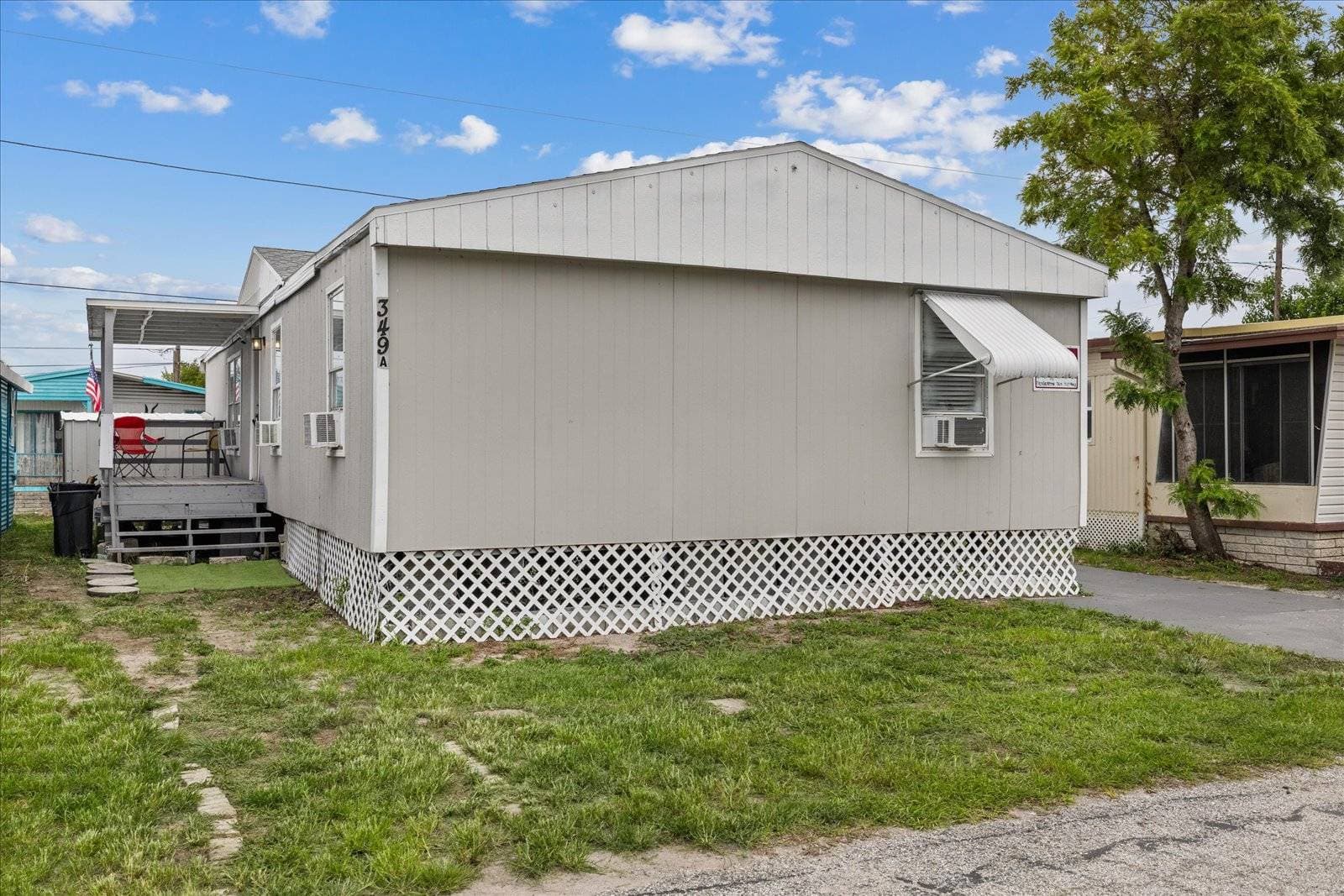 Manufactured home in Clearwater, FL 33765