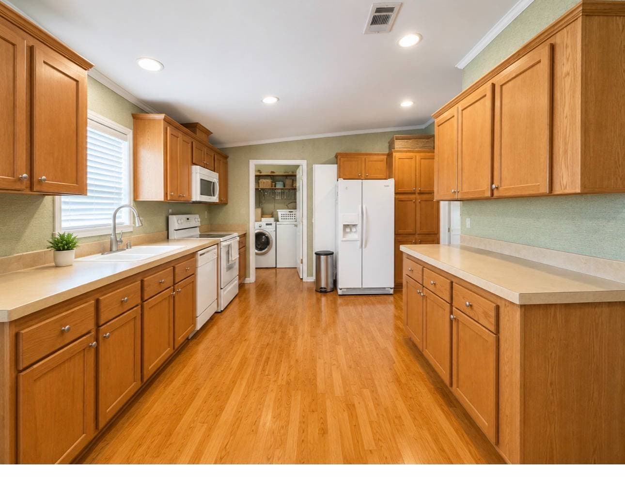 Manufactured home in TAMPA, FL 33635