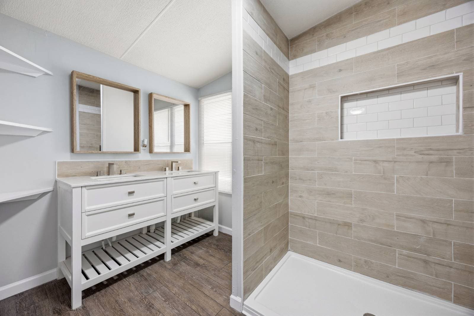 Manufactured home in Fort Worth, TX 76119