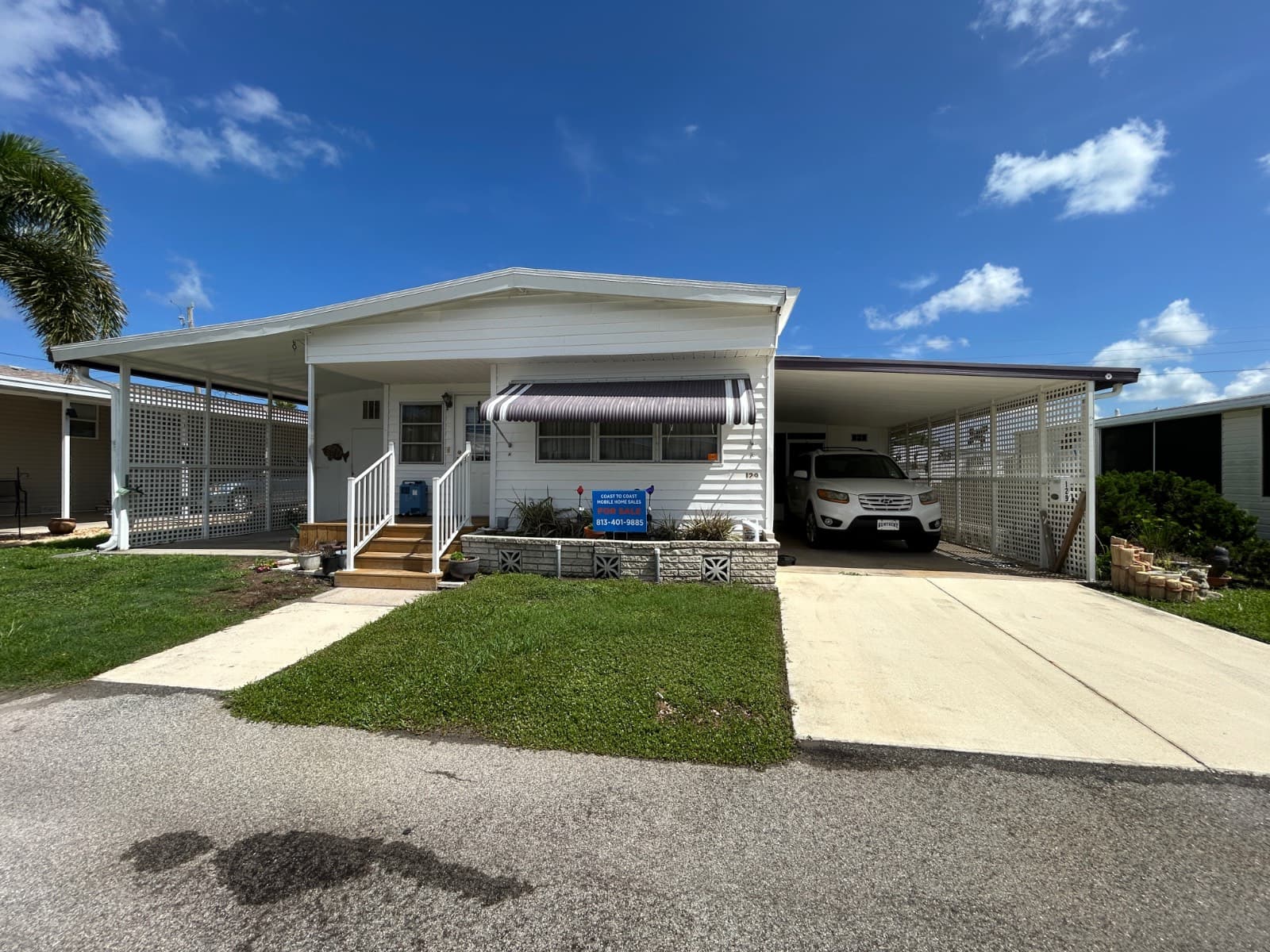 Manufactured home in Palmetto, FL 34221