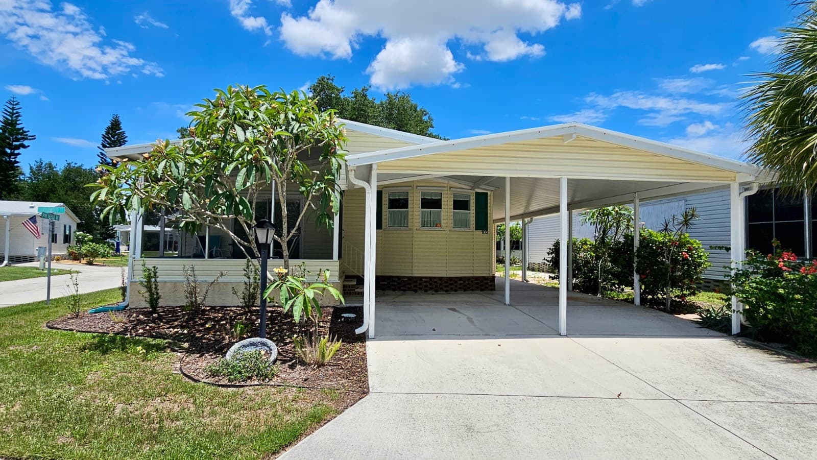 Manufactured home in Punta Gorda, FL 33982