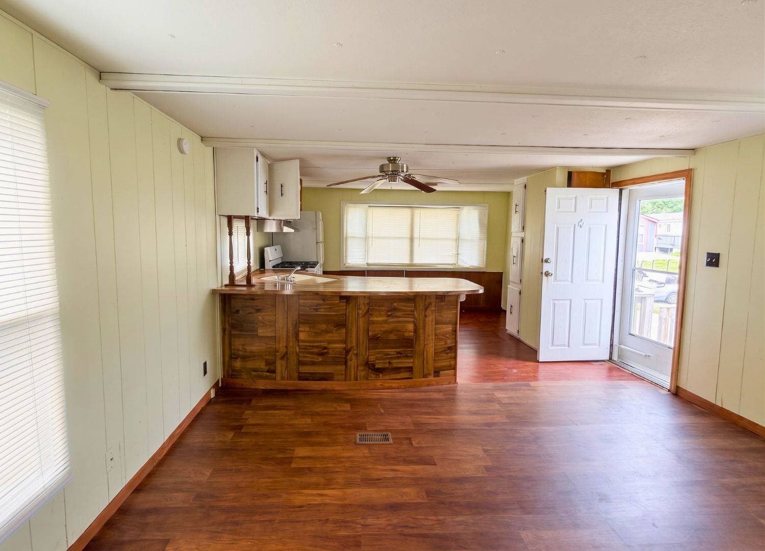 Manufactured home in Manhattan, KS 66502