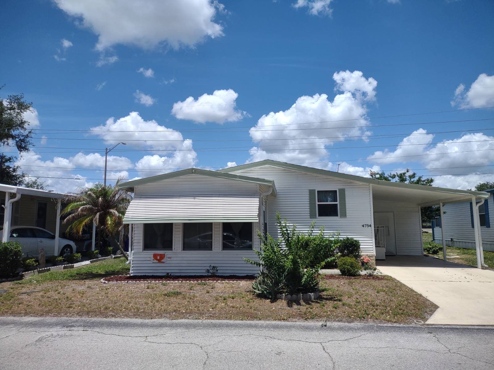 Manufactured home in Lakeland, FL 33805