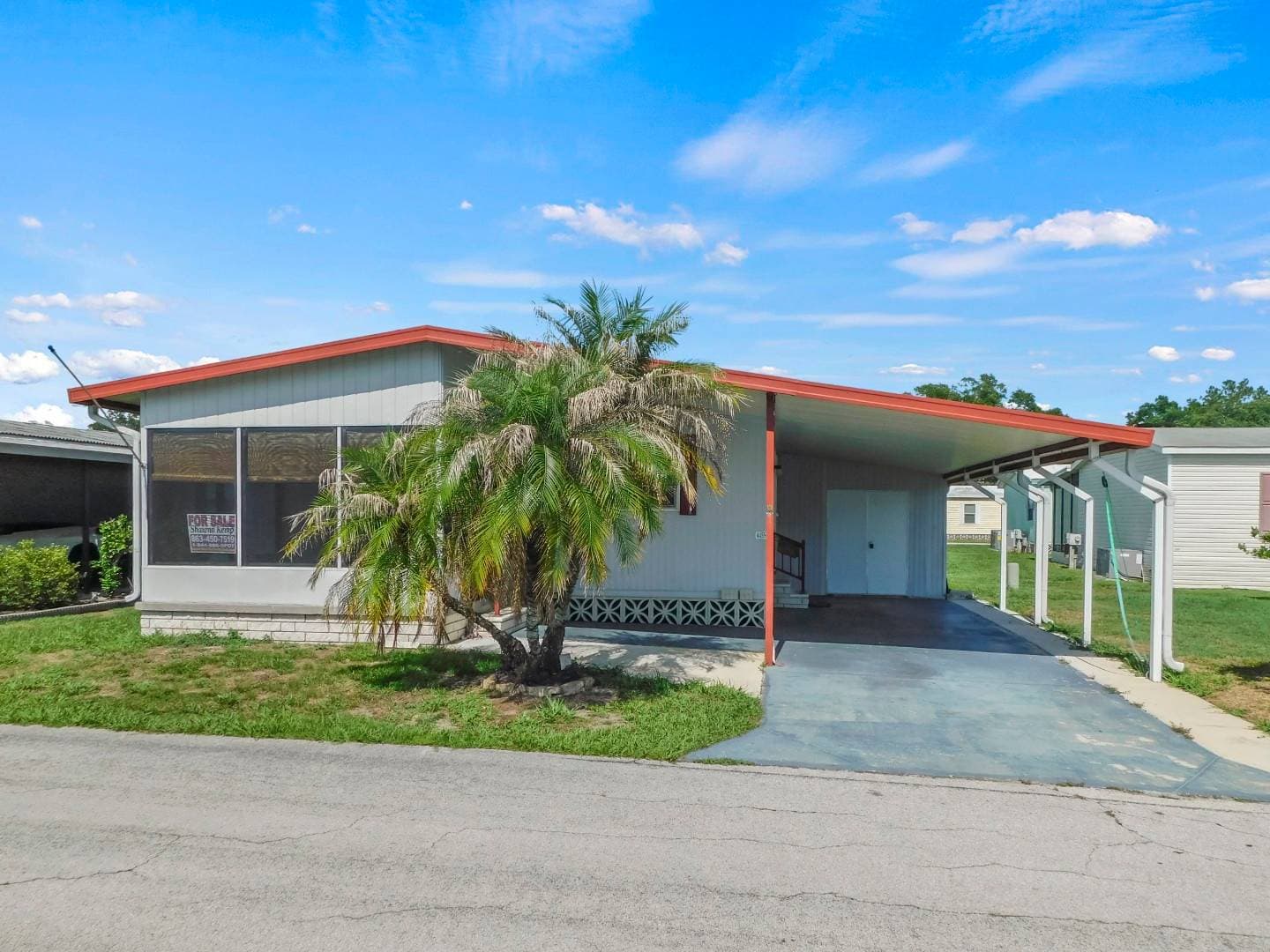Manufactured home in Lakeland, FL 33805