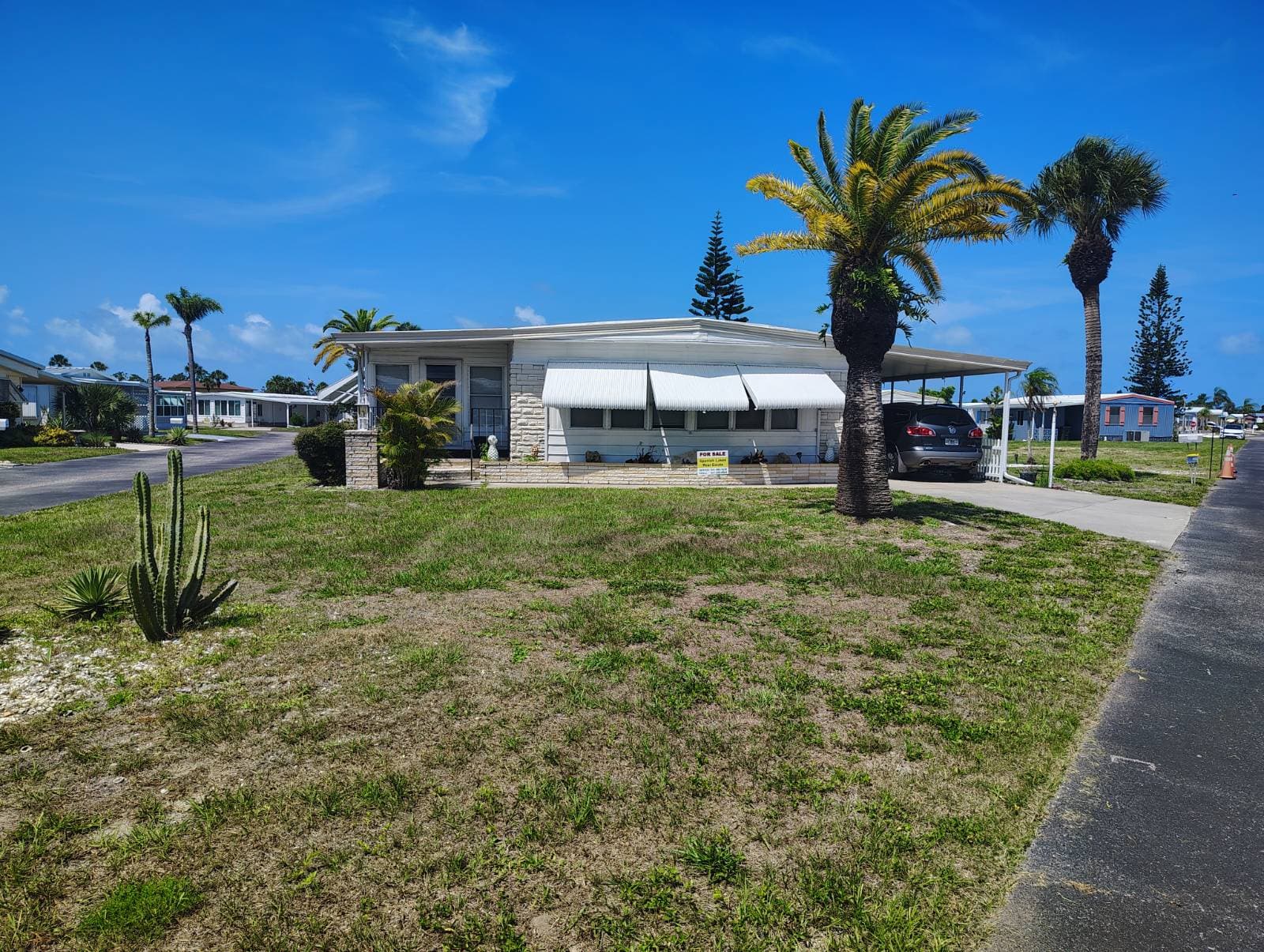 Manufactured home in Nokomis, FL 34275