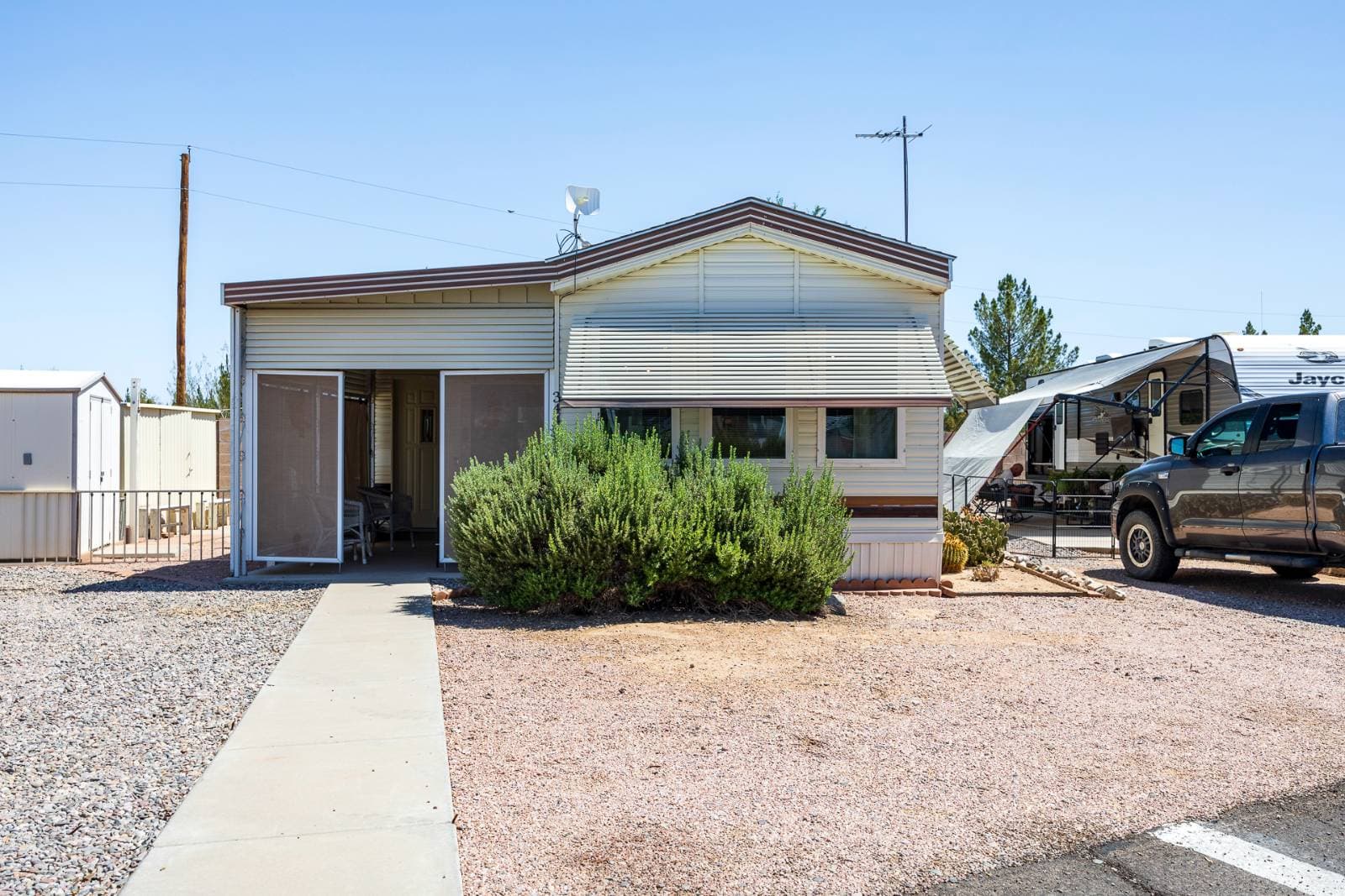 Manufactured home in Casa Grande, AZ 85122