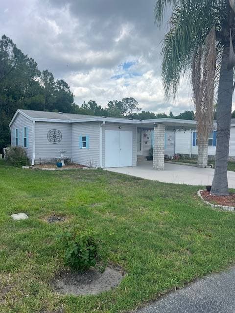 Manufactured home in Auburndale, FL 33823