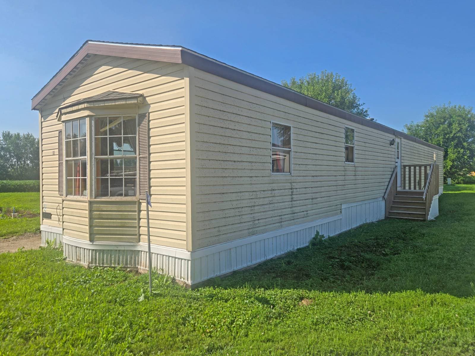 Manufactured home in Kalona, IA 52247
