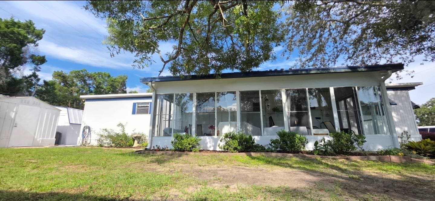 Manufactured home in Clermont, FL 34711