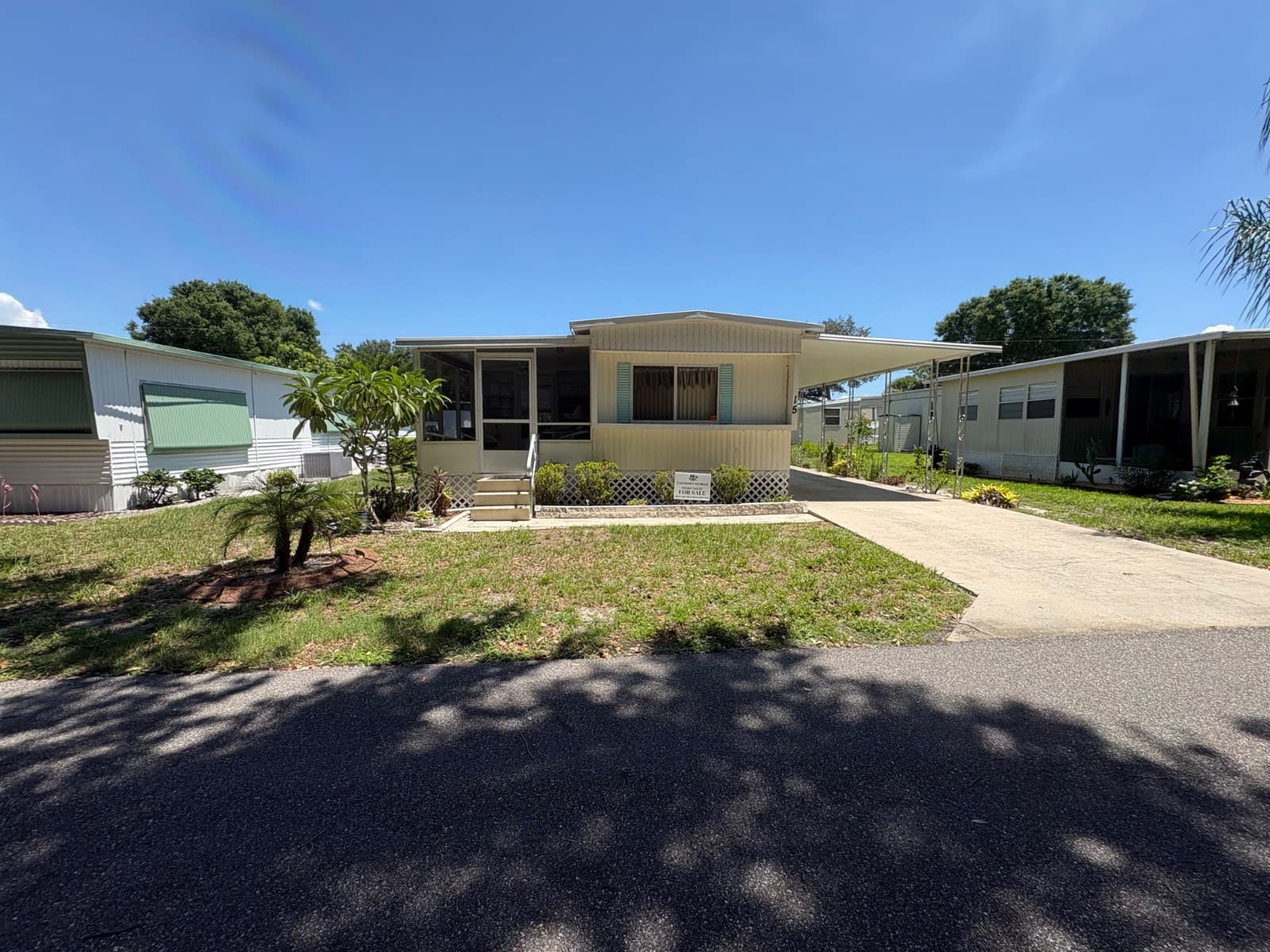 Manufactured home in Lake Placid, FL 33852