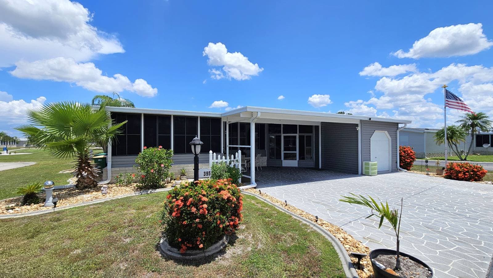 Manufactured home in Punta Gorda, FL 33950