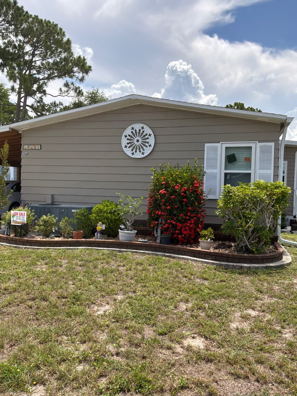 Manufactured home in North Fort Myers, FL 33903