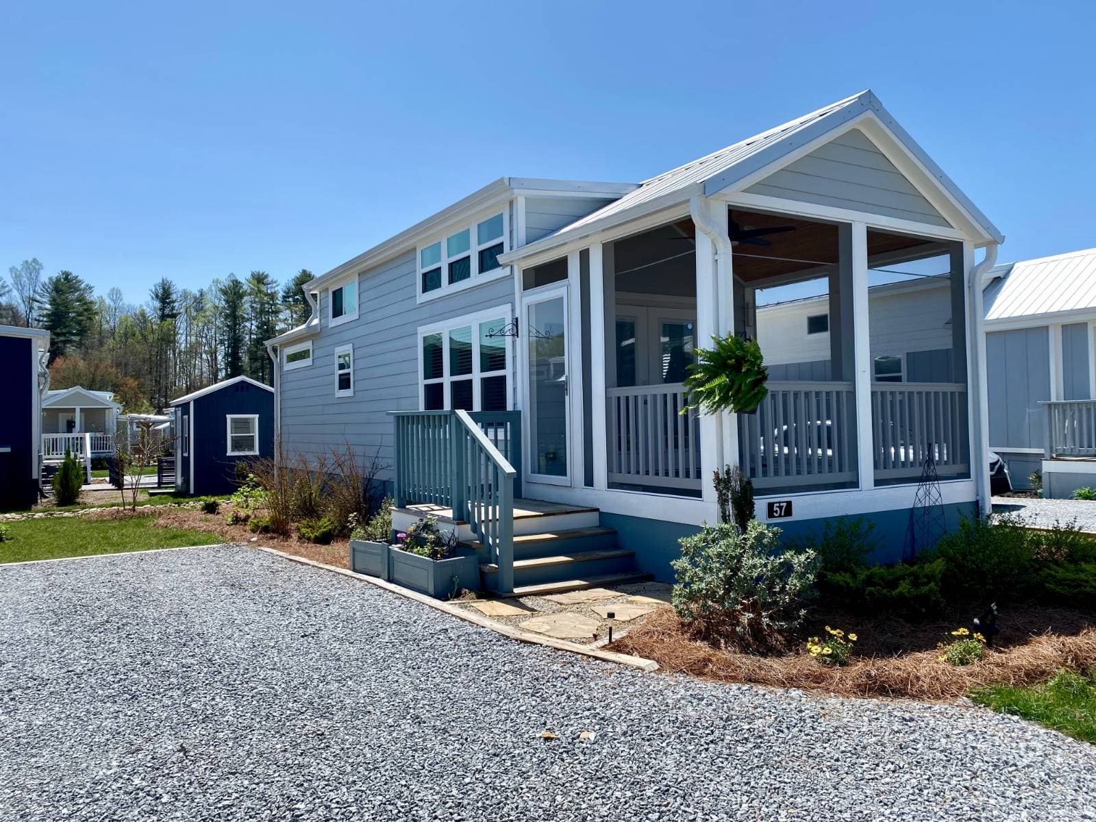 Manufactured home in Flat Rock, NC 28731
