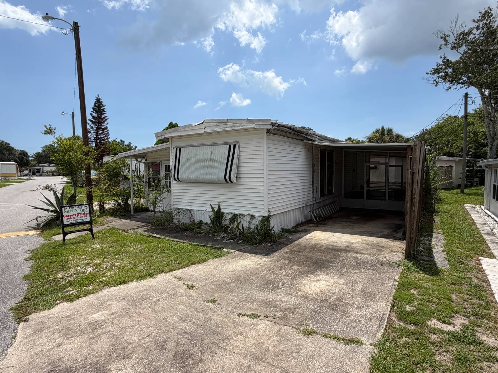 Manufactured home in Ormond Beach, FL 32174