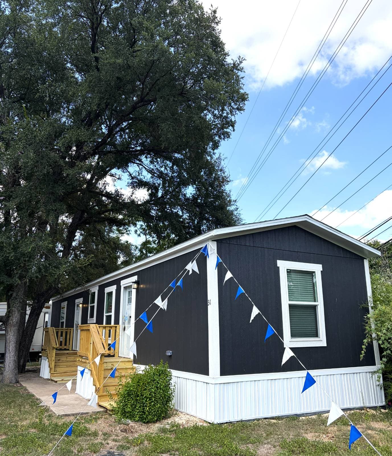 Manufactured home in Austin, TX 78744