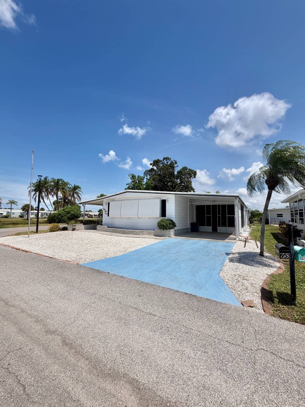 Manufactured home in Venice, FL 34285