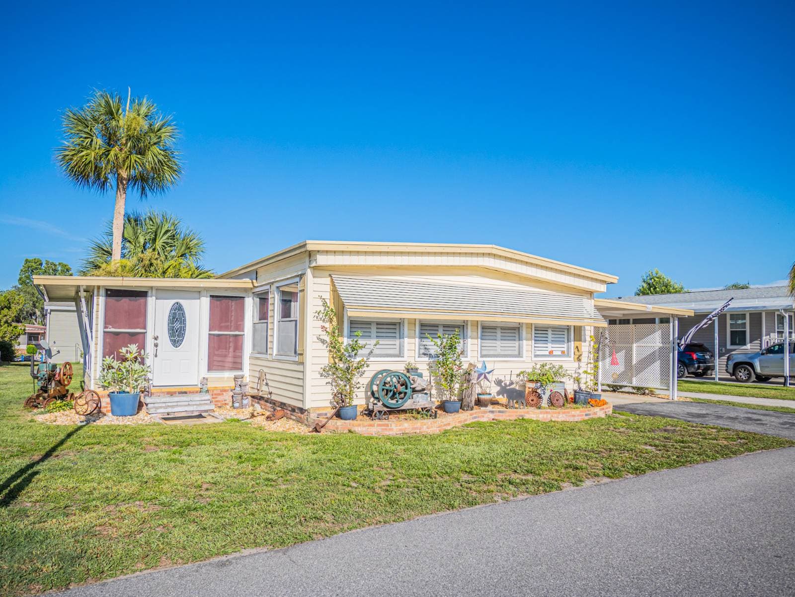 Manufactured home in Leesburg, FL 34788