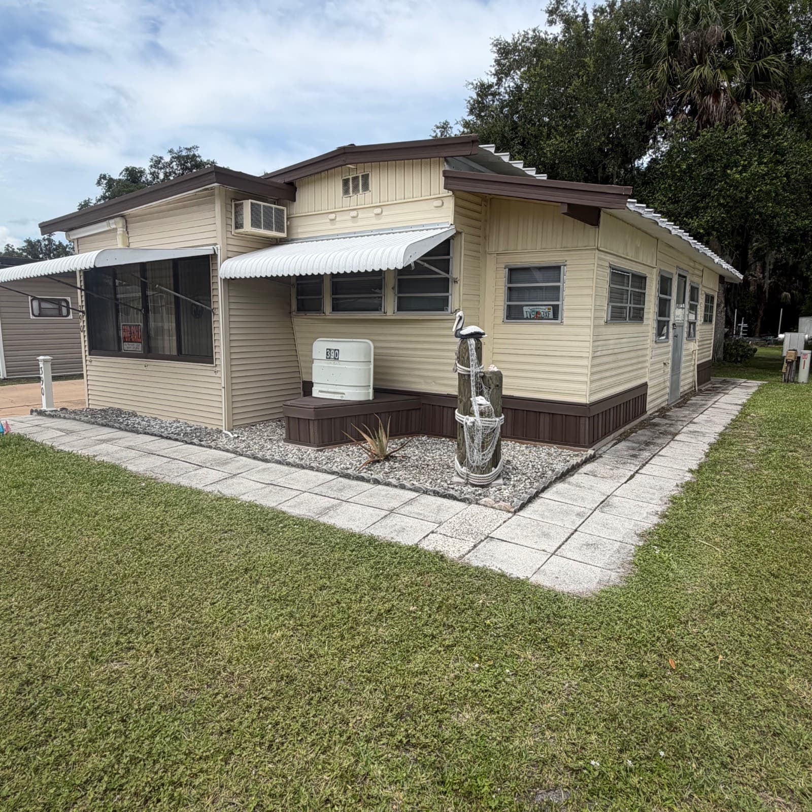 Manufactured home in Labelle, FL 33935