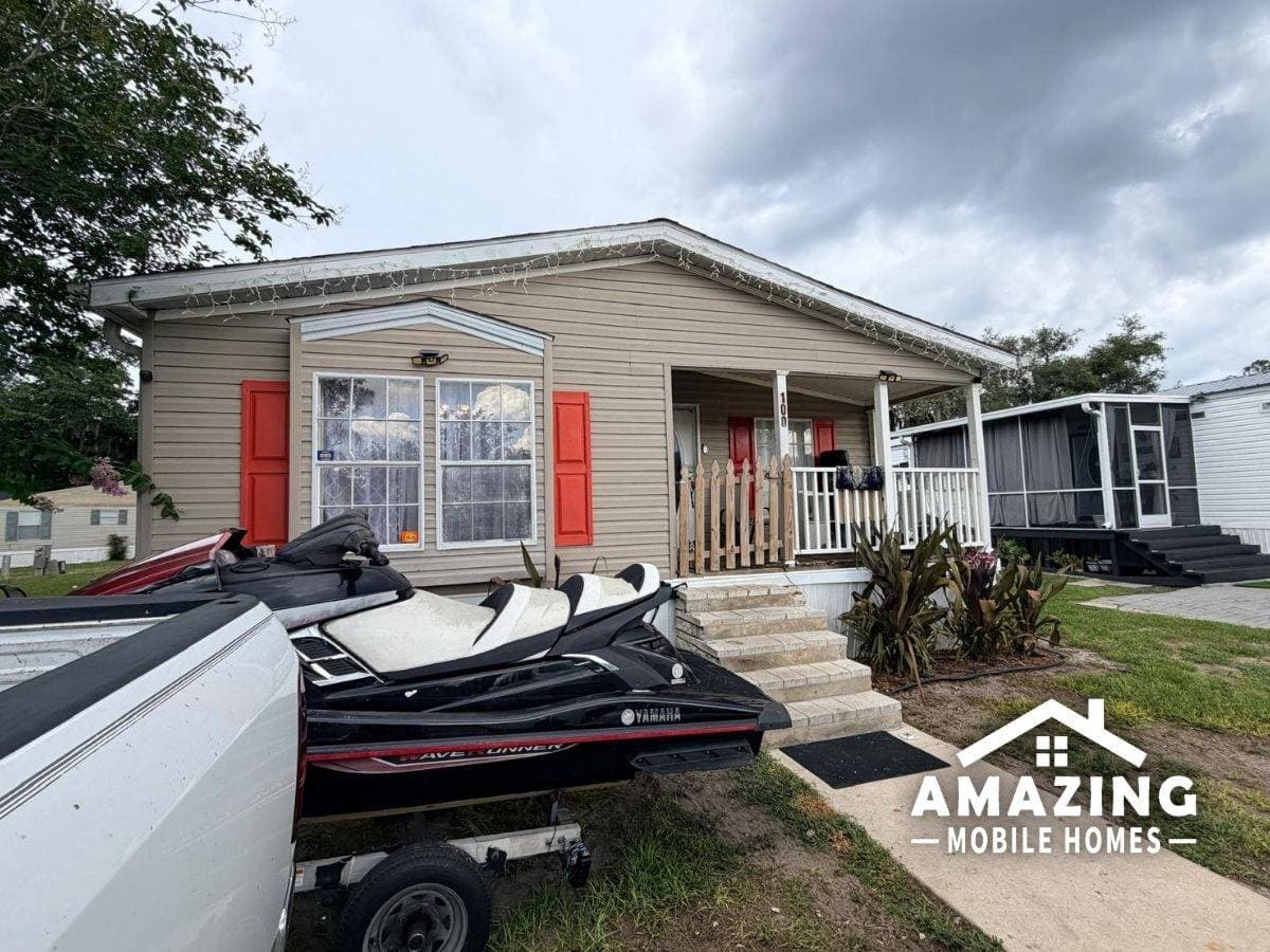 Manufactured home in Davenport, FL 33896