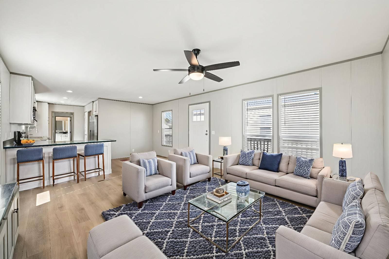 Manufactured home in Burleson, TX 76028
