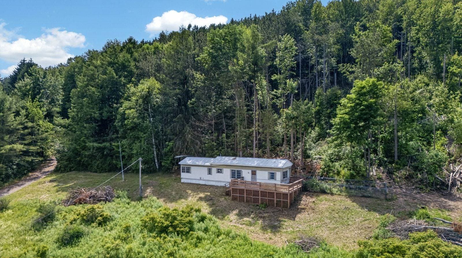 Manufactured home in Charlotteville, NY 12036