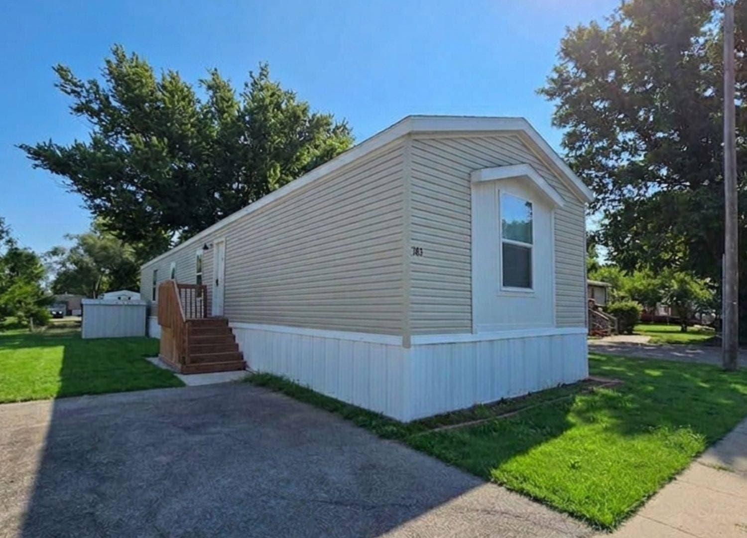 Manufactured home in Wichita, KS 67216