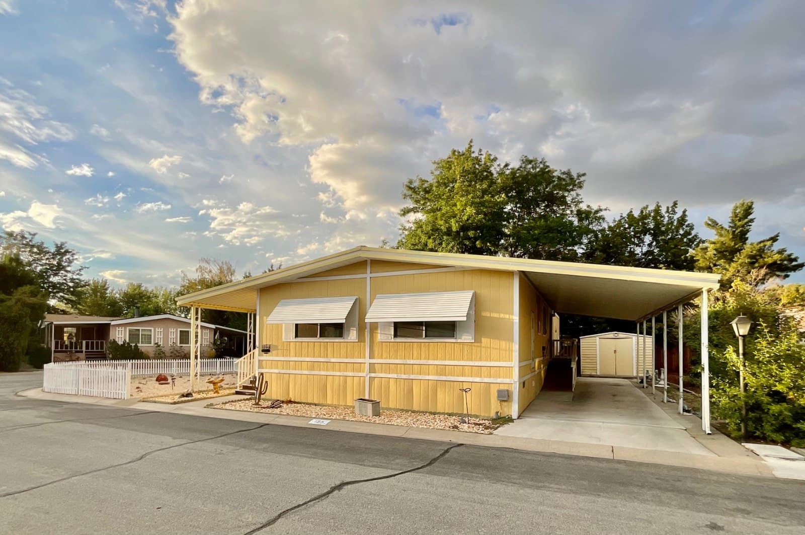 Manufactured home in Reno, NV 89502